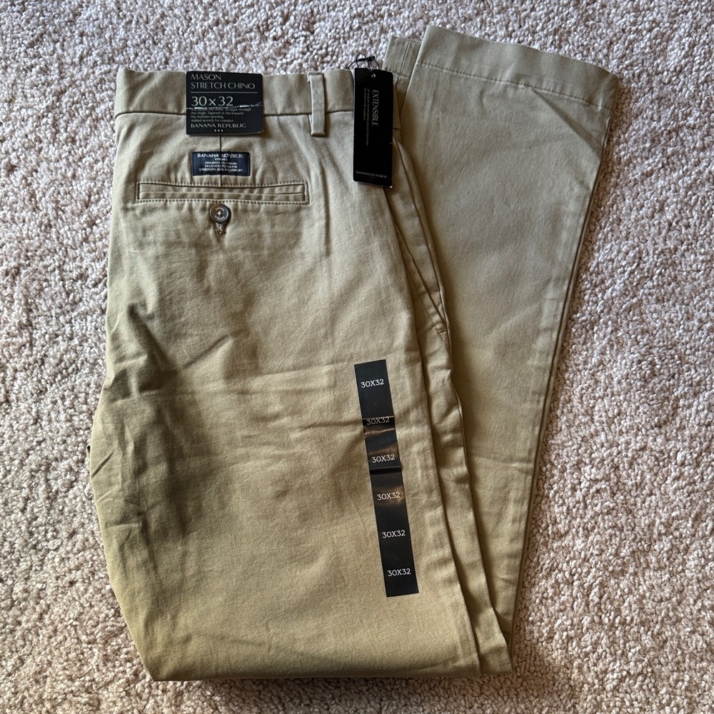 Banana Republic Mason Chino NWT